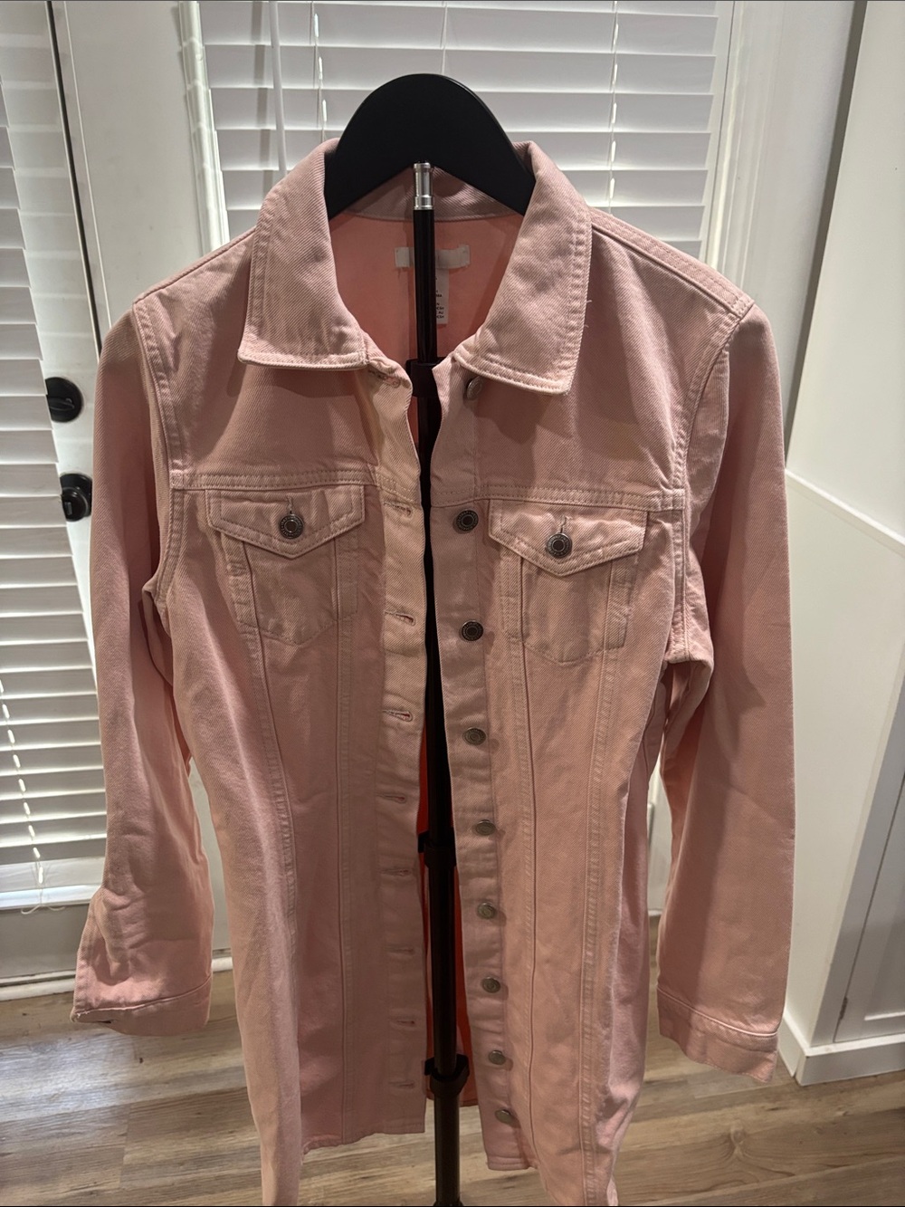 H&M Light Pink Denim Jacket with Button Front Dusty Pink